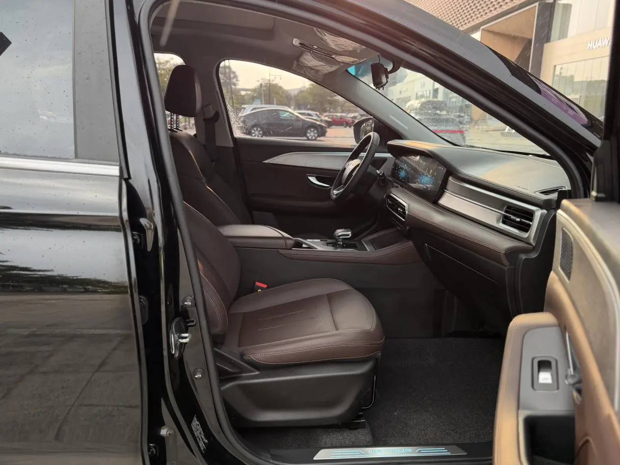 Jetour X90 PLUS 2024 1.6TD DCT