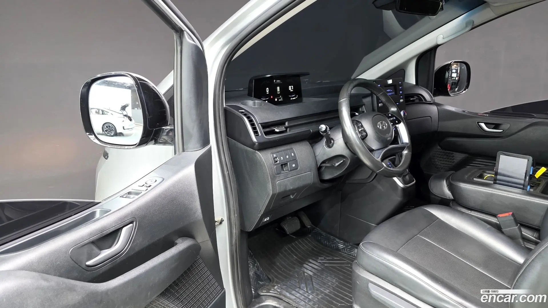 Hyundai Staria Cargo 3-Seater 2021