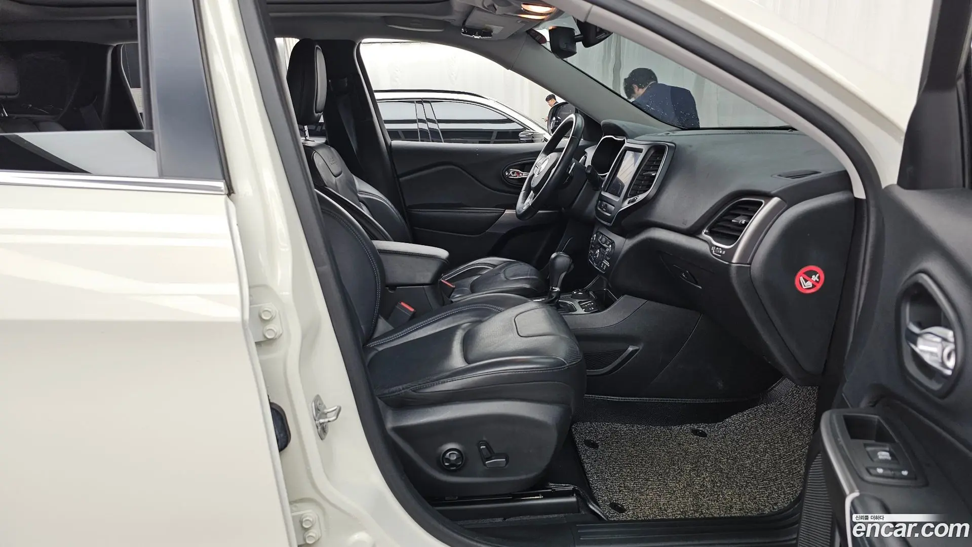 Jeep Cherokee 2.4 Longitude AWD
