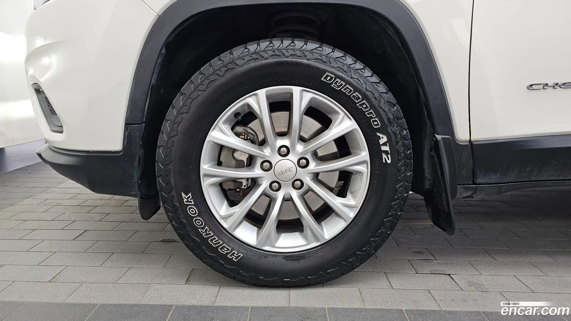 Jeep Cherokee 2.4 Longitude AWD