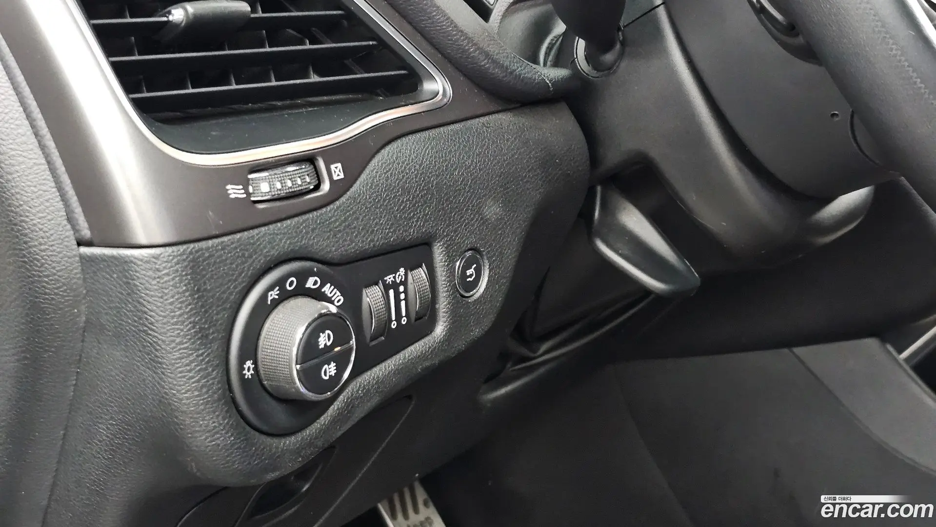 Jeep Cherokee 2.4 Longitude AWD