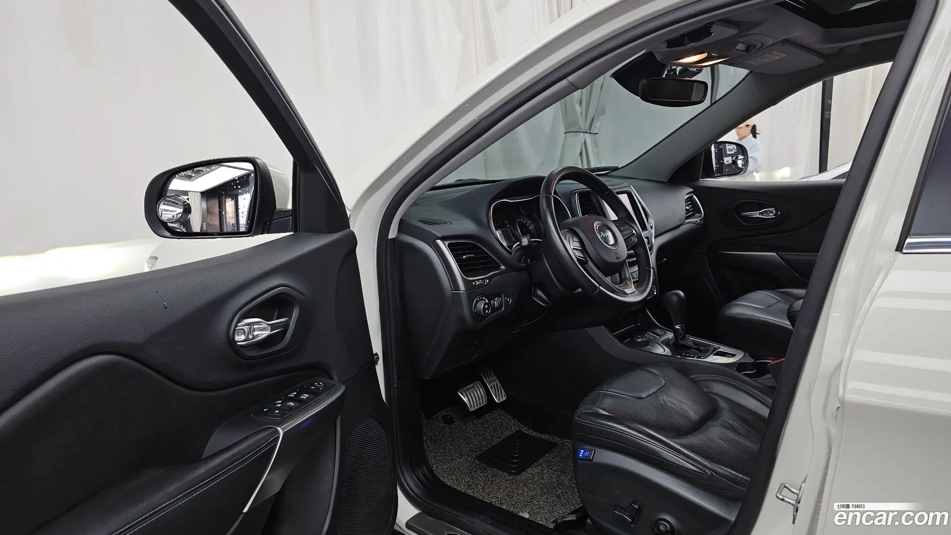 Jeep Cherokee 2.4 Longitude AWD