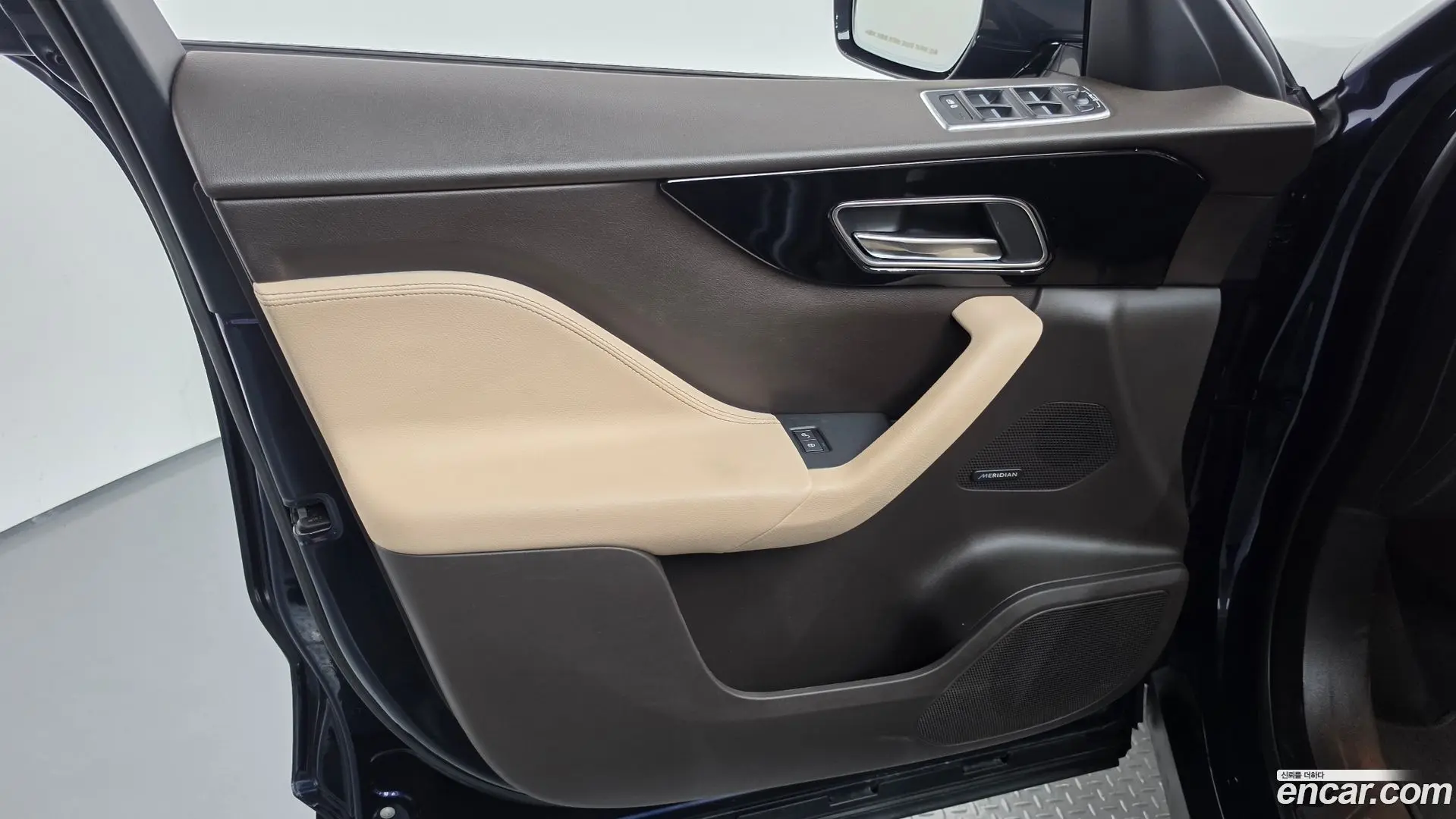 Jaguar F-PACE 20d Prestige