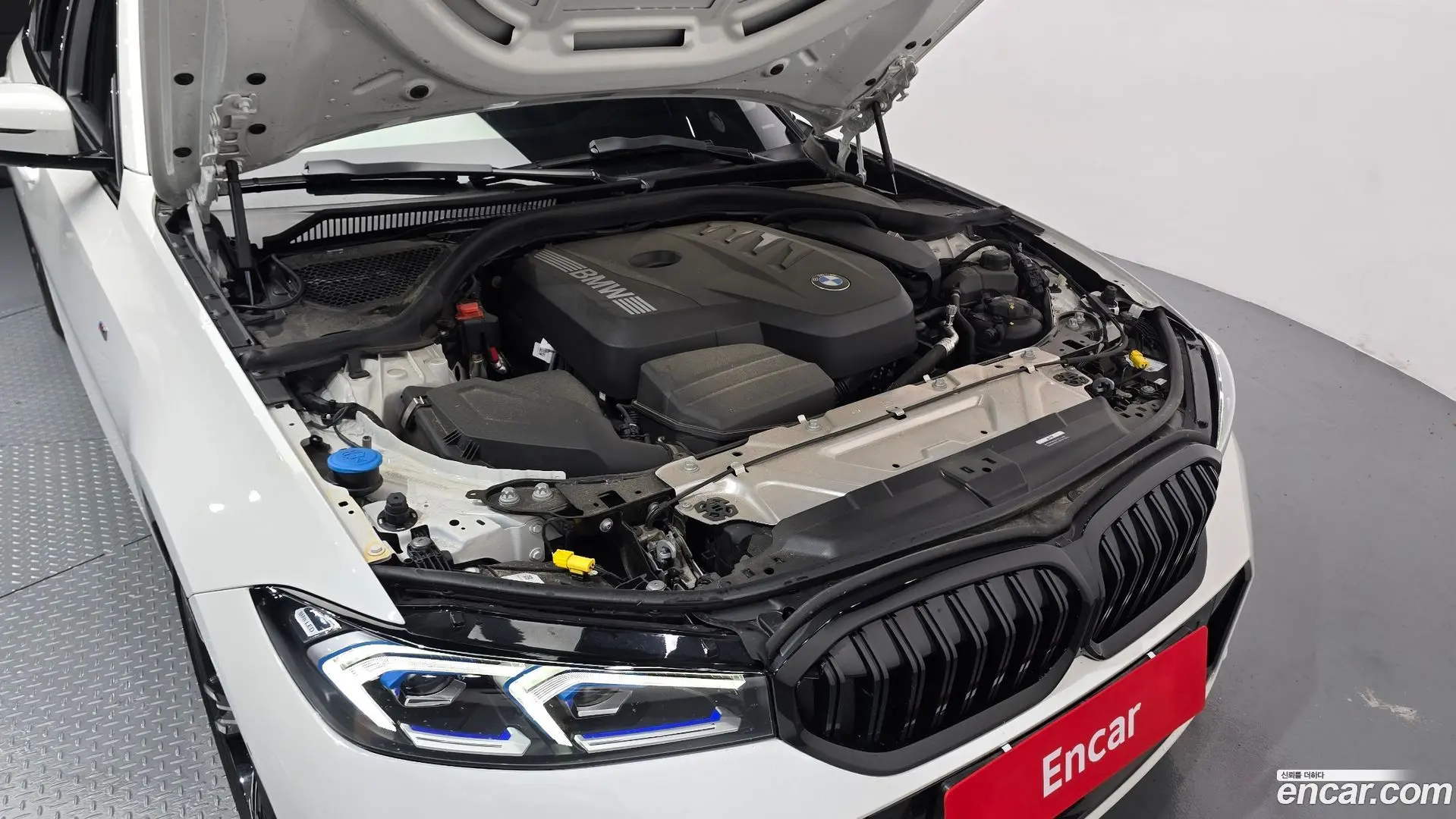 BMW 3-Series 320i M Sport 2023