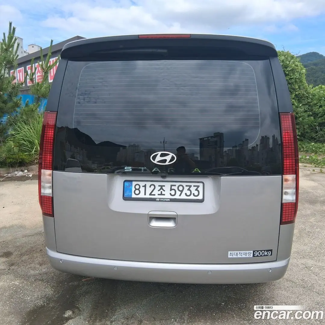 Hyundai Staria L3.5 Cargo 3-Seater