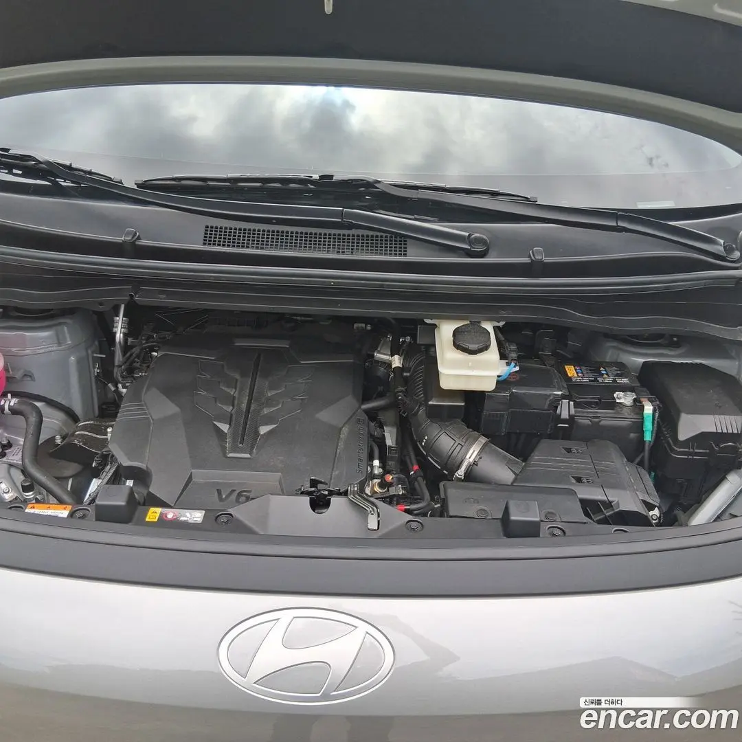 Hyundai Staria L3.5 Cargo 3-Seater
