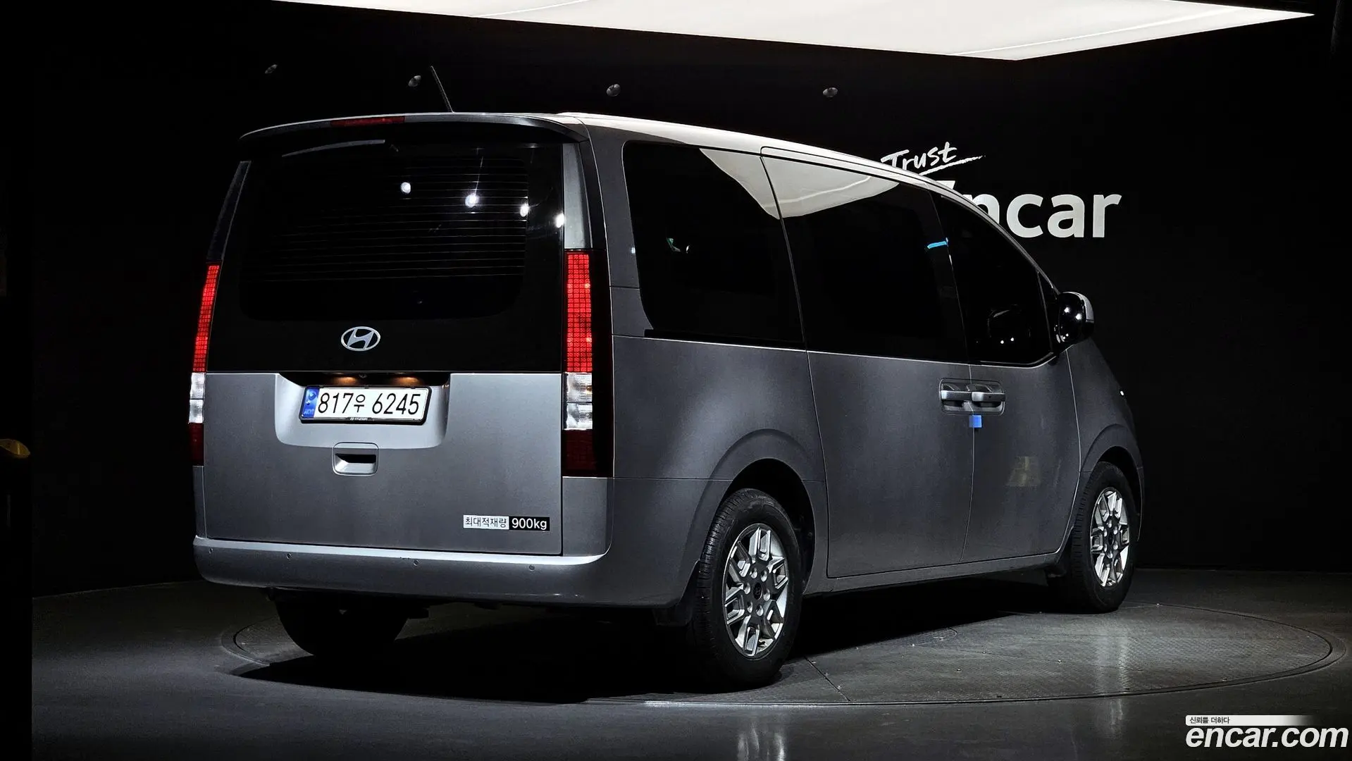 Hyundai Staria L3.5 Cargo 3-Seater