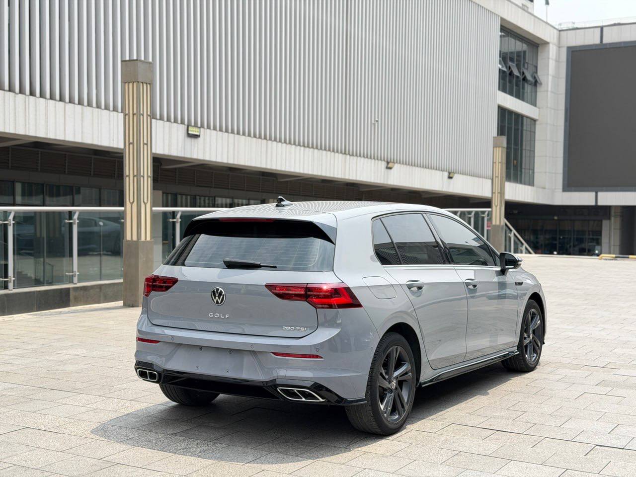 Volkswagen Golf R-line Lite