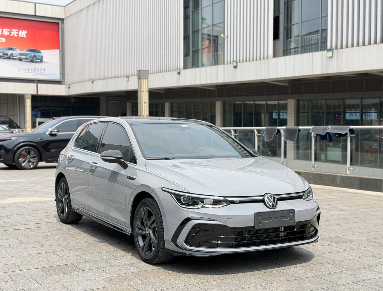 Volkswagen Golf R-line Lite