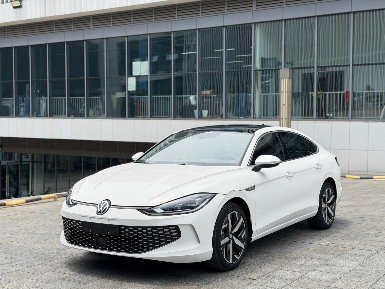 Volkswagen Lamando L
