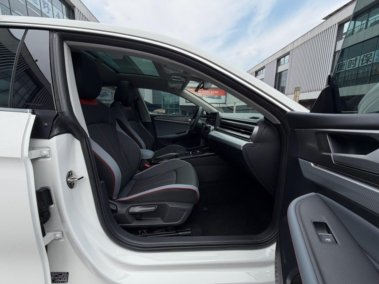 Volkswagen Lamando L