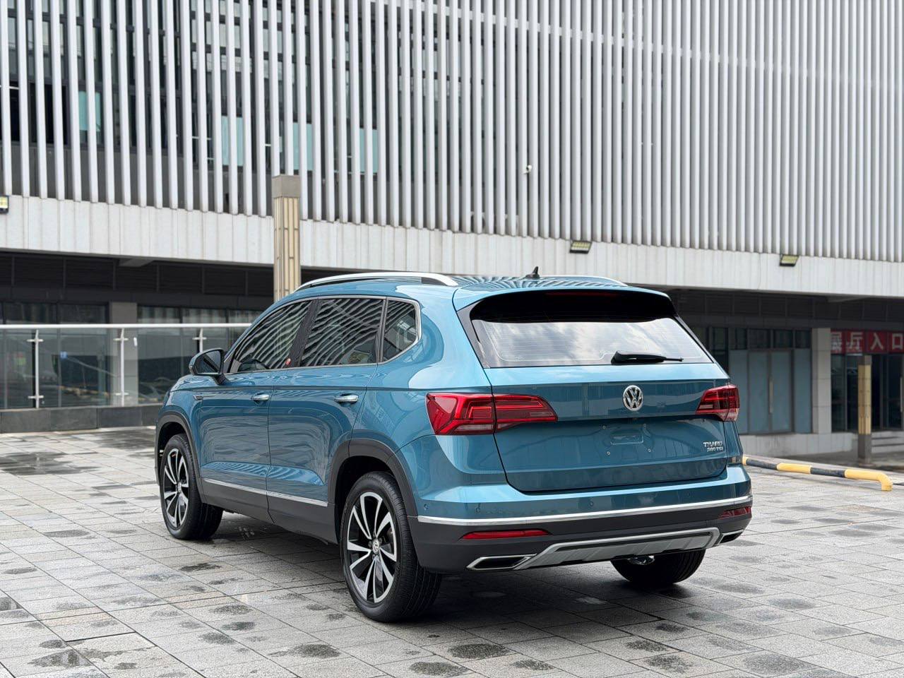Volkswagen Tharu