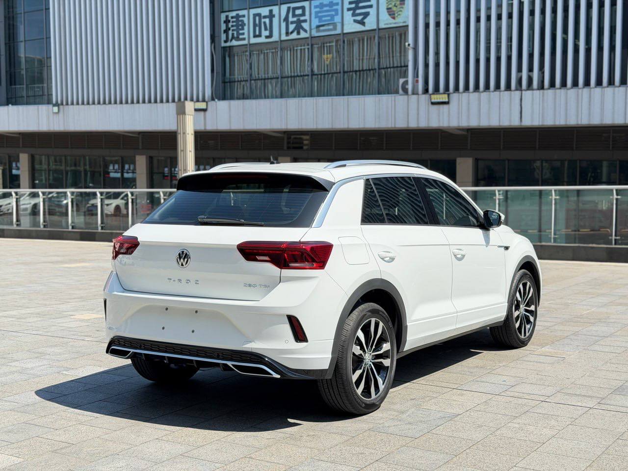 Volkswagen T-ROC R-line