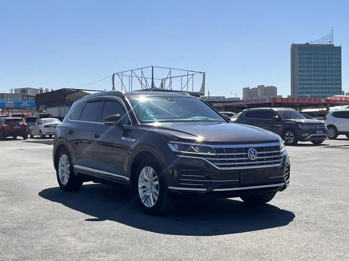 Volkswagen Touareg 2019 2.0TSI Sharp China VI