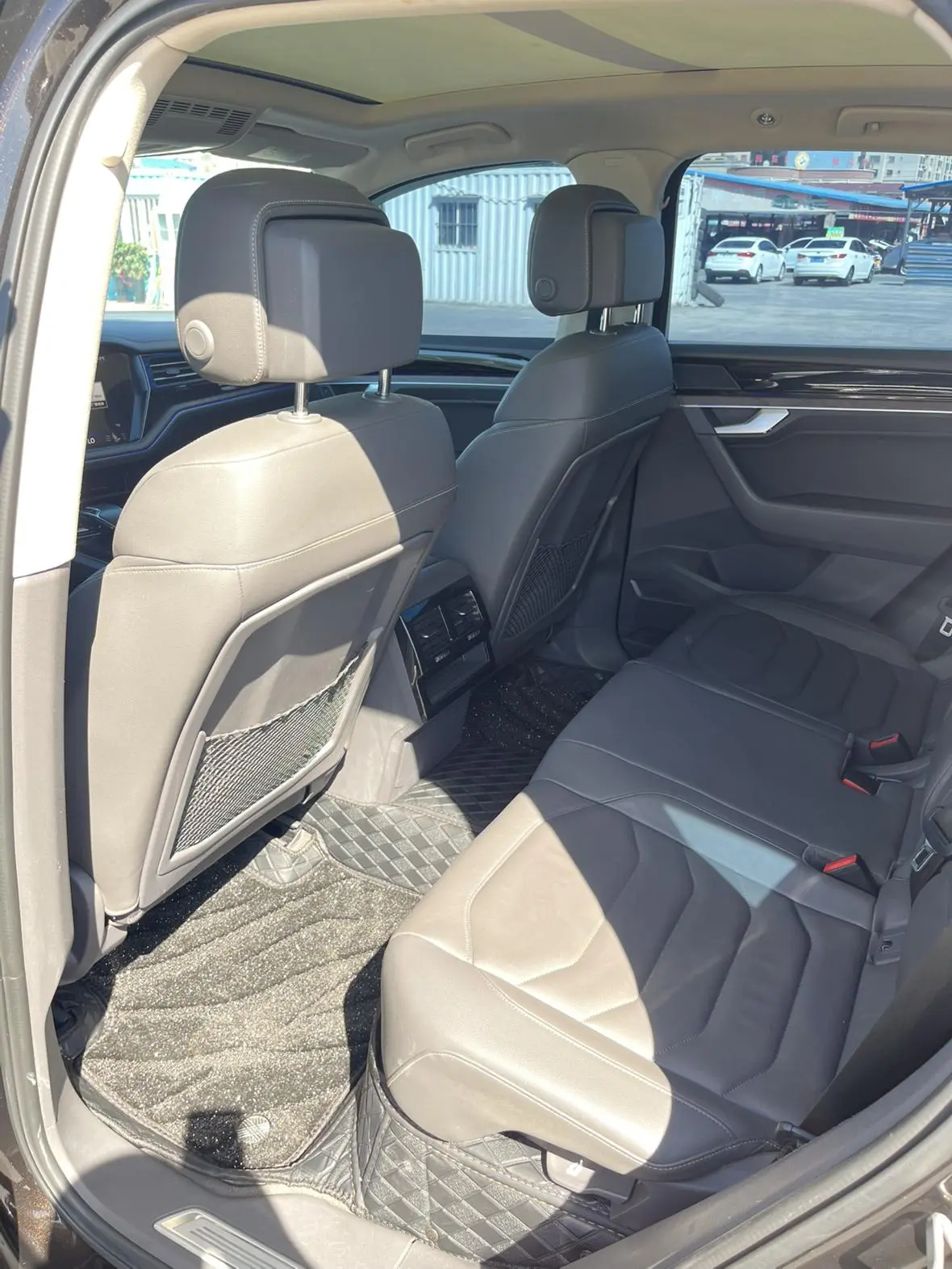 Volkswagen Touareg 2019 2.0TSI Sharp China VI
