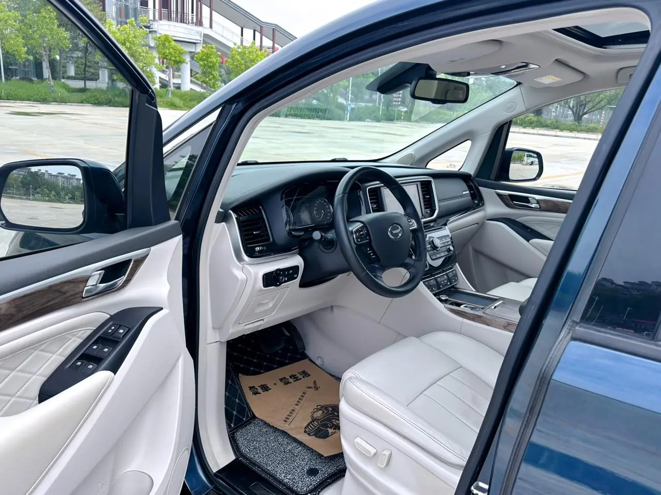 GAC Trumpchi Trumpchi M8 2018 320T Premium