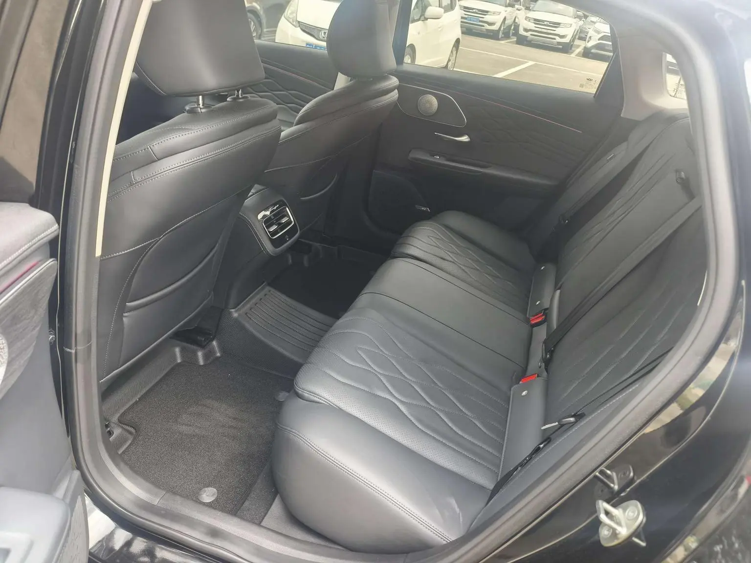 Chery Arrizo 8 PRO 2025 1.6T DCT Luxury +