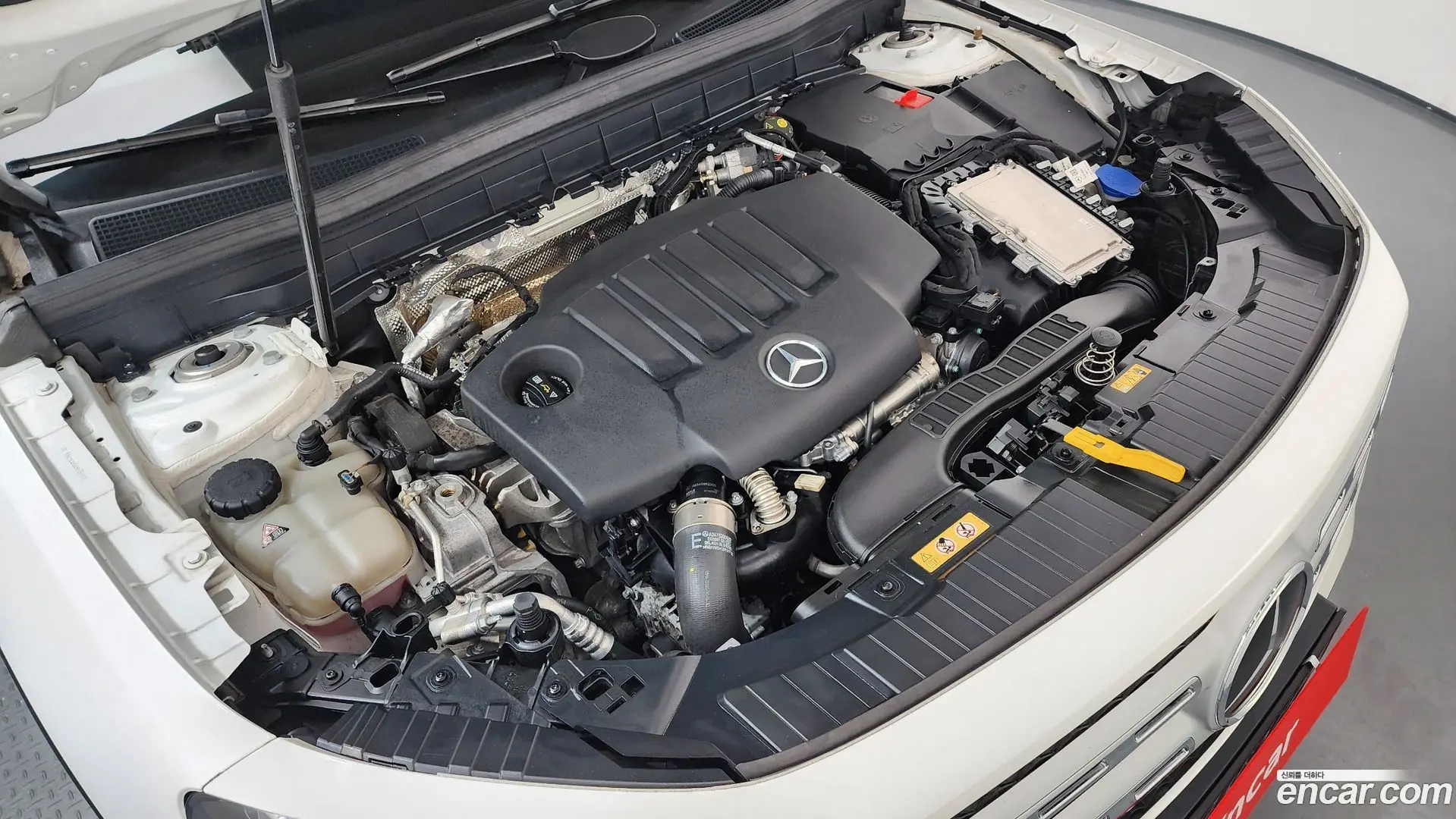 Mercedes-Benz GLB-Class GLB200 d 2021