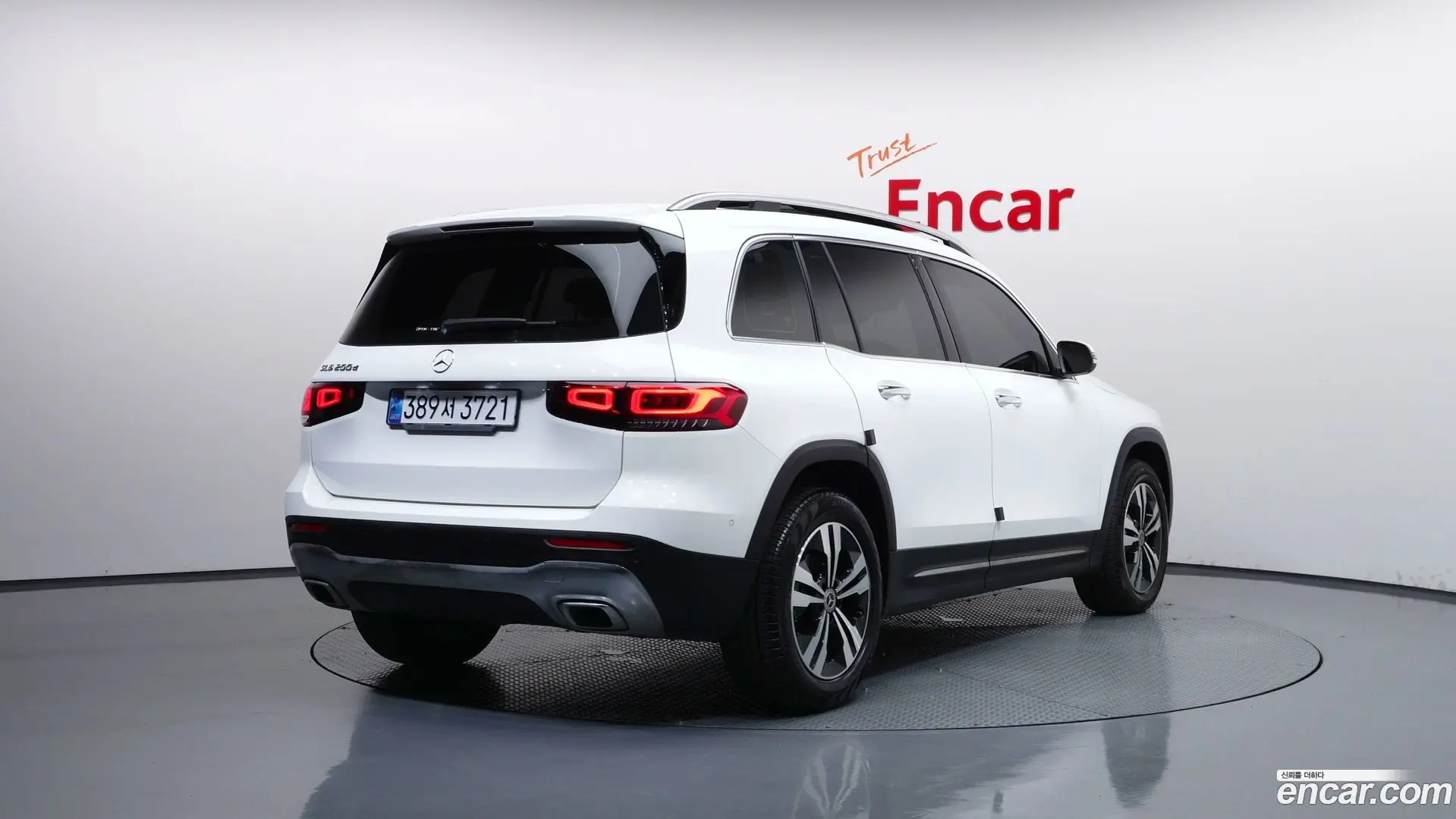 Mercedes-Benz GLB-Class GLB200 d 2021