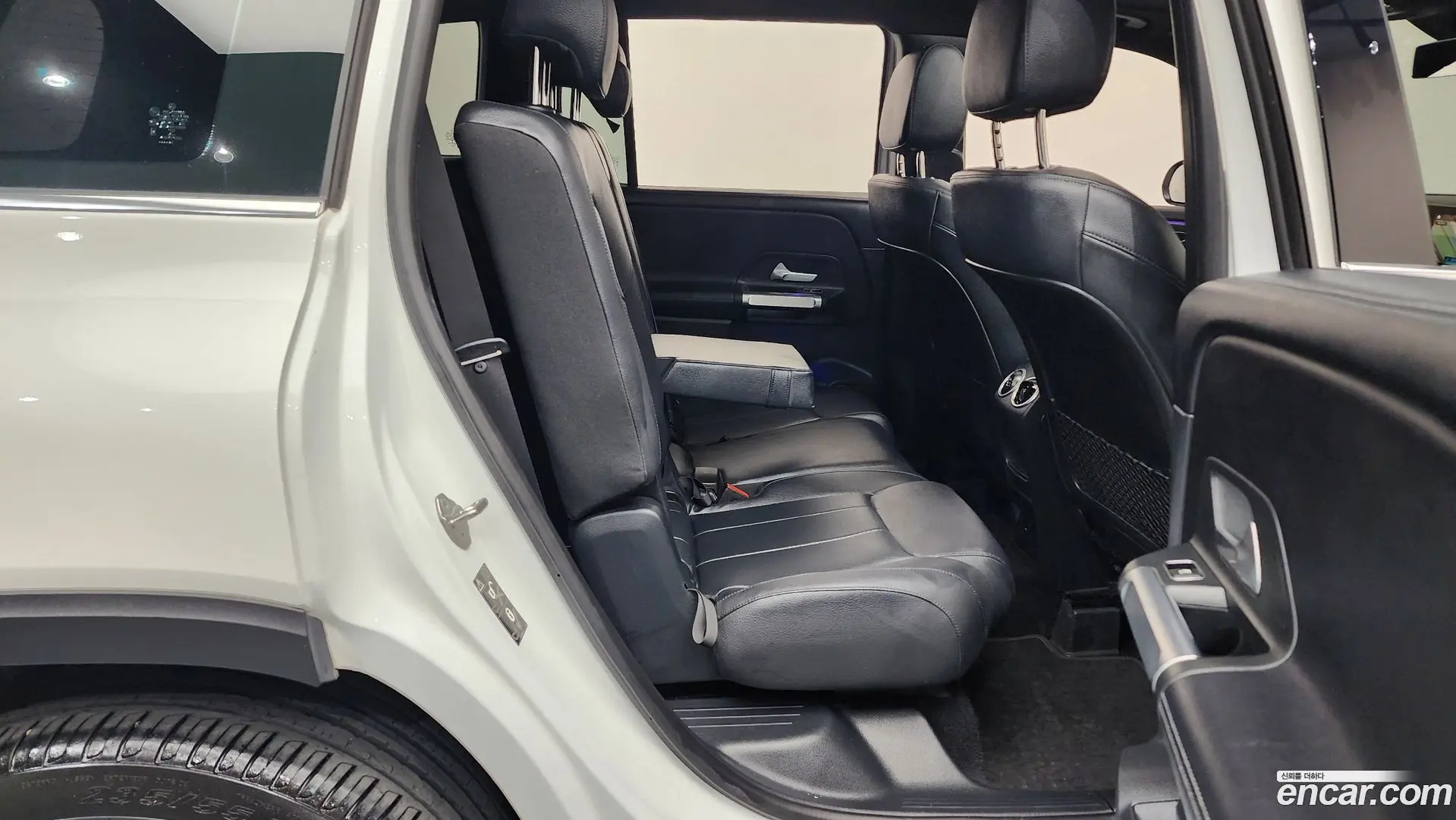 Mercedes-Benz GLB-Class GLB200 d 2021