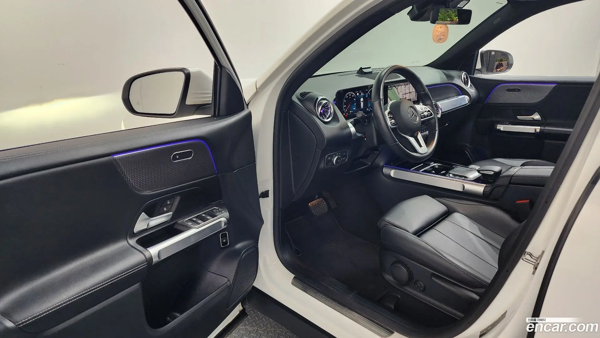 Mercedes-Benz GLB-Class GLB200 d 2021