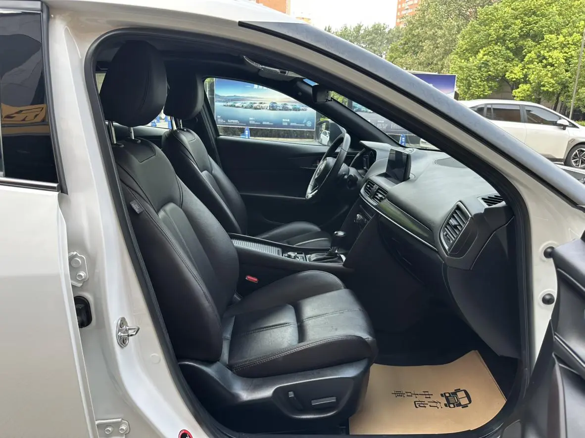 Mazda CX-4 2021 2.5L 4WD Blue Sky