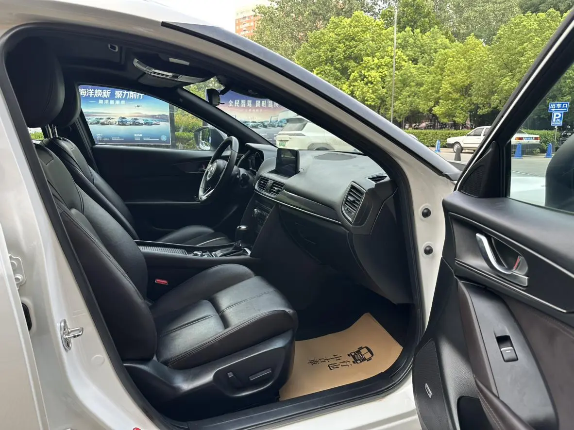 Mazda CX-4 2021 2.5L 4WD Blue Sky