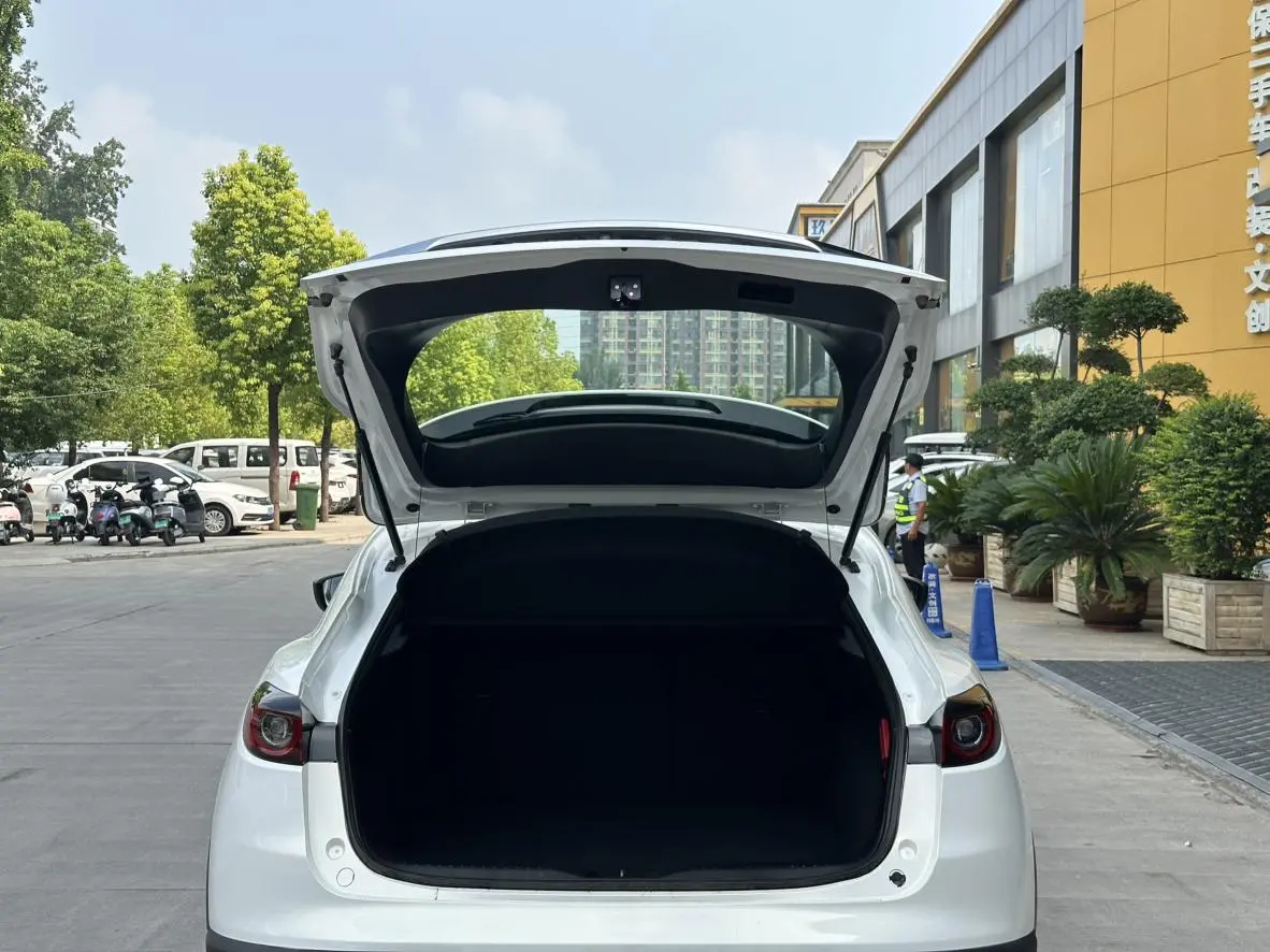 Mazda CX-4 2021 2.5L 4WD Blue Sky