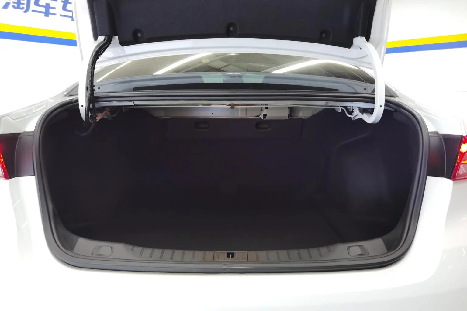 Buick Verano 2022 Pro 532T