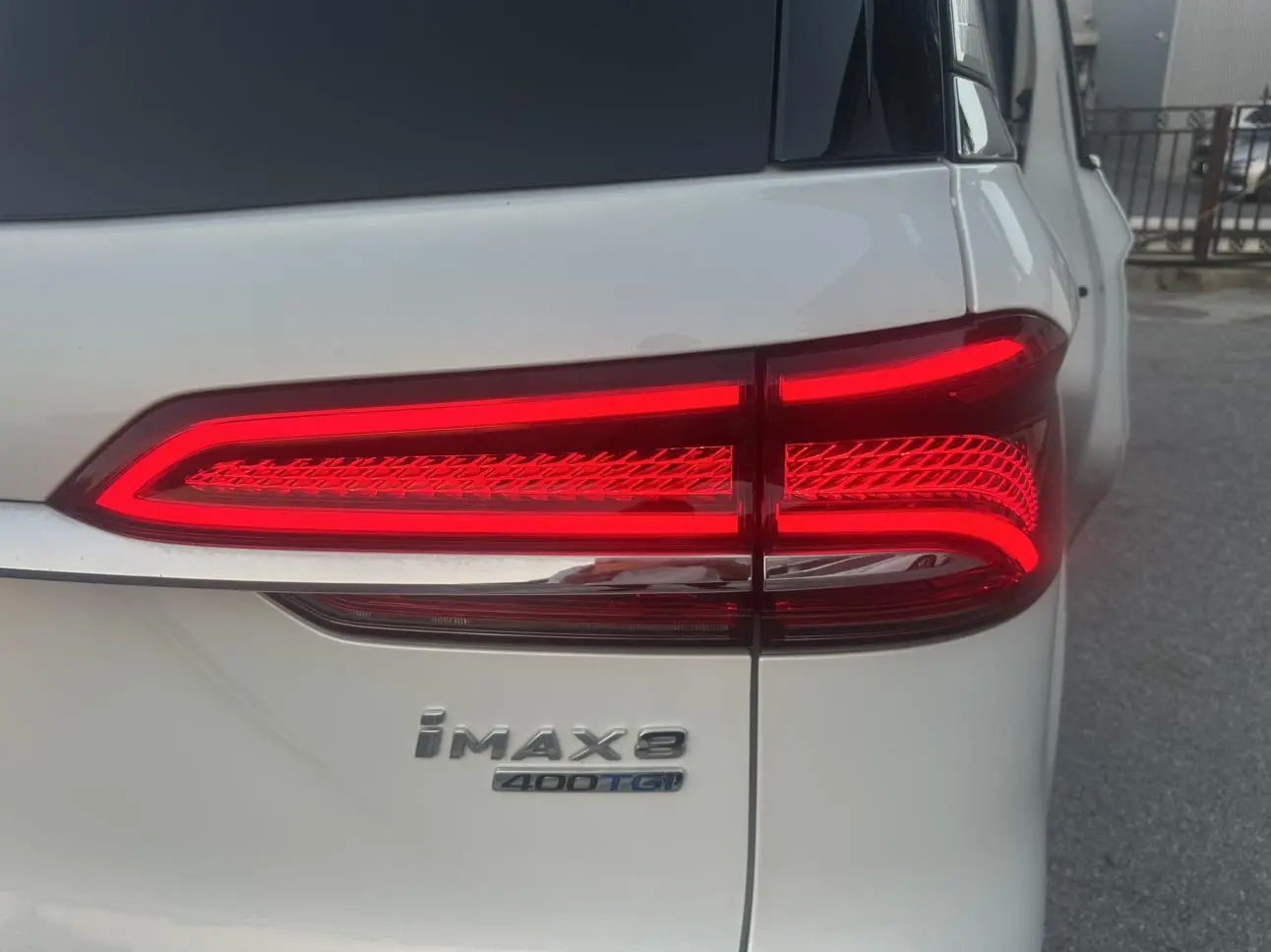Roewe iMAX8 2023 400TGI Premium Plus