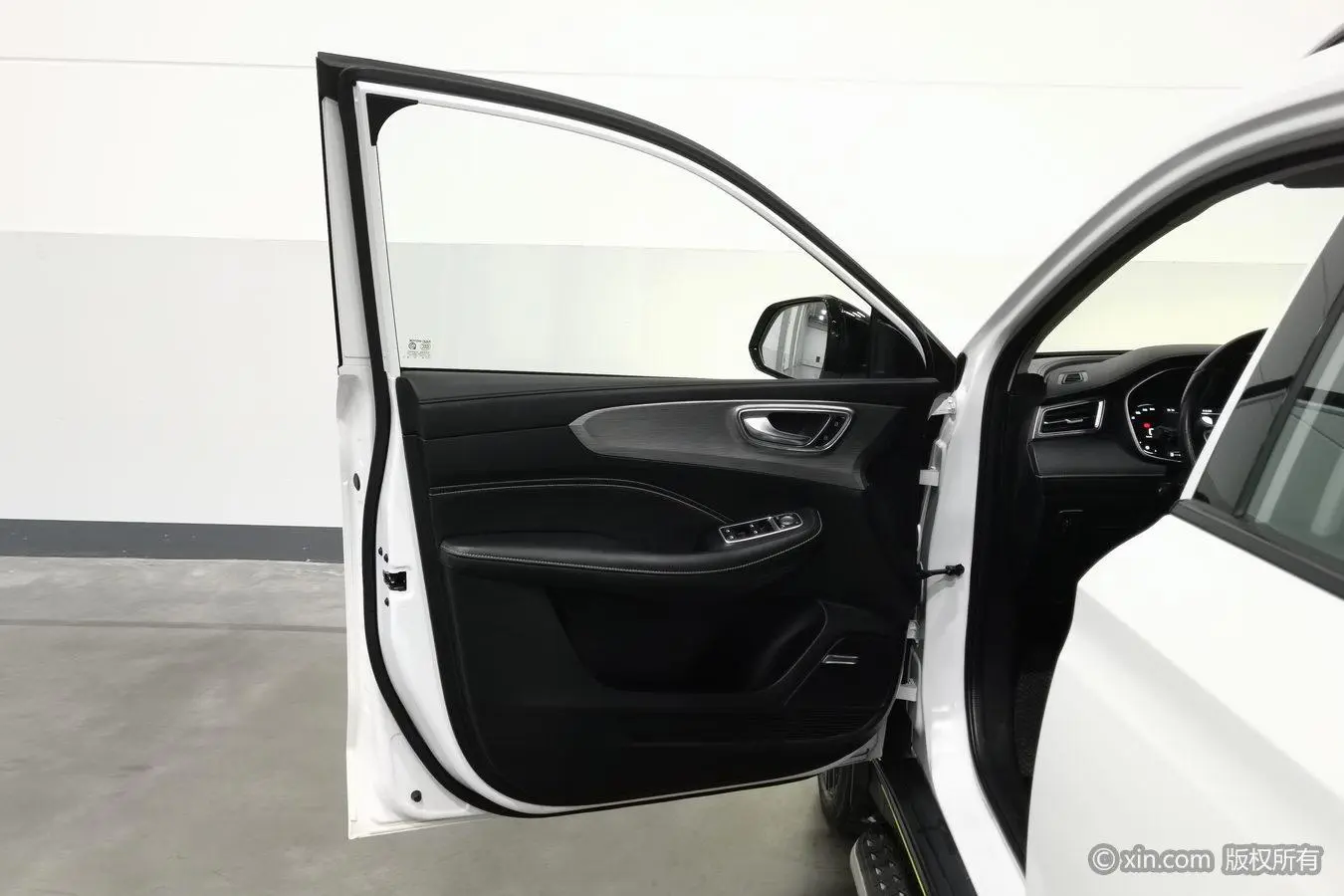 Roewe RX5 2020 PLUS 300TGI Auto Ali Guochao Flagship