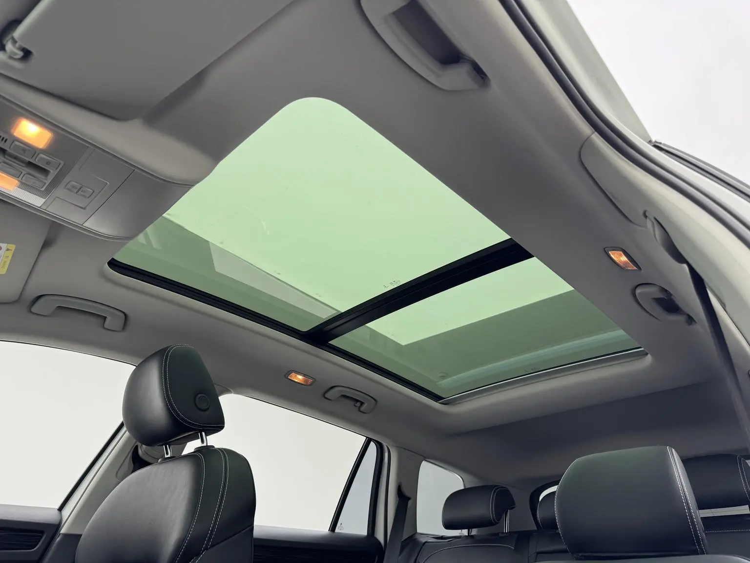 Skoda 2021 TSI330 5 seat 2WD Luxury Premium Enjoy