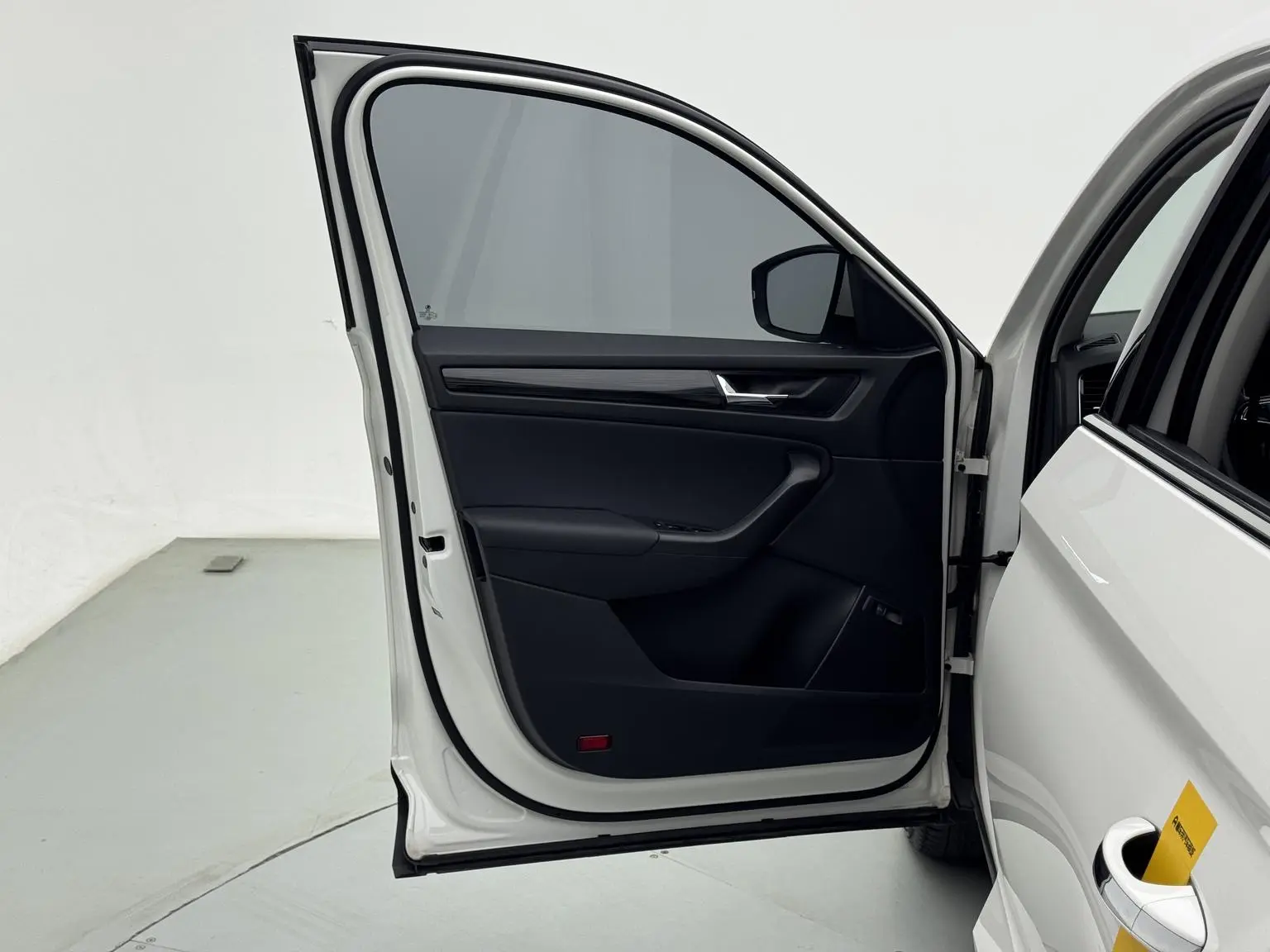 Skoda 2021 TSI330 5 seat 2WD Luxury Premium Enjoy