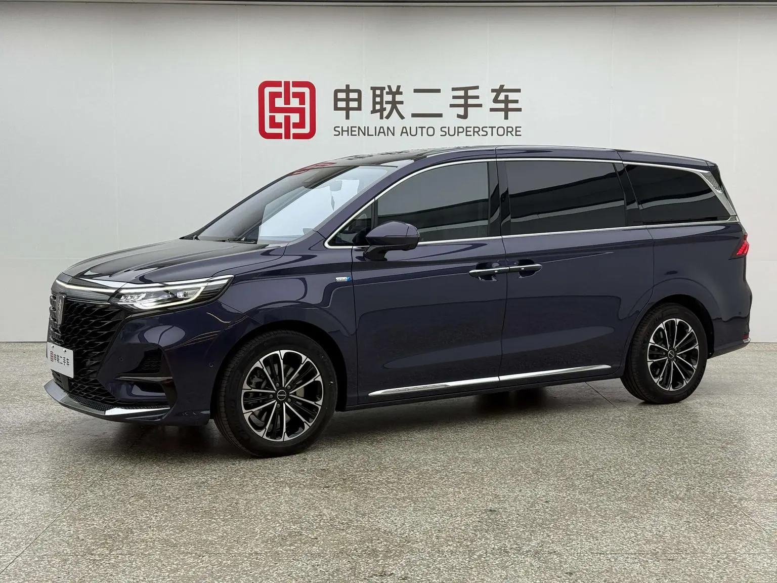 Roewe iMAX8 2021 400TGI Supreme Series Supreme