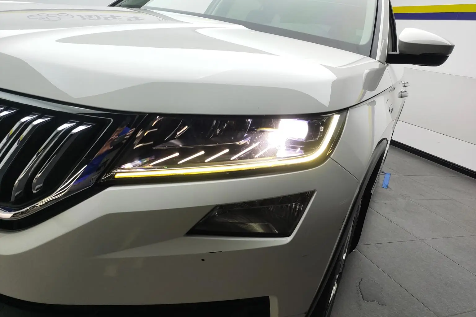 Skoda 2018 TSI330 5 seat 2WD Luxury Premium Enjoy