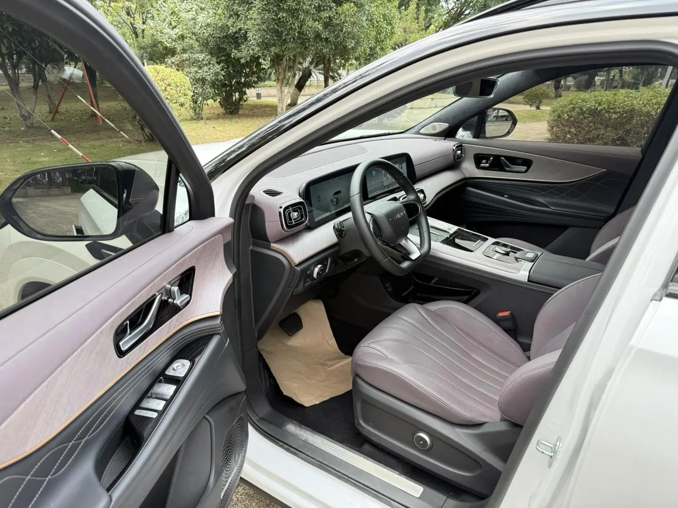 Chery Tiggo 9 2025 2.0T AT 2WD Premium Plus