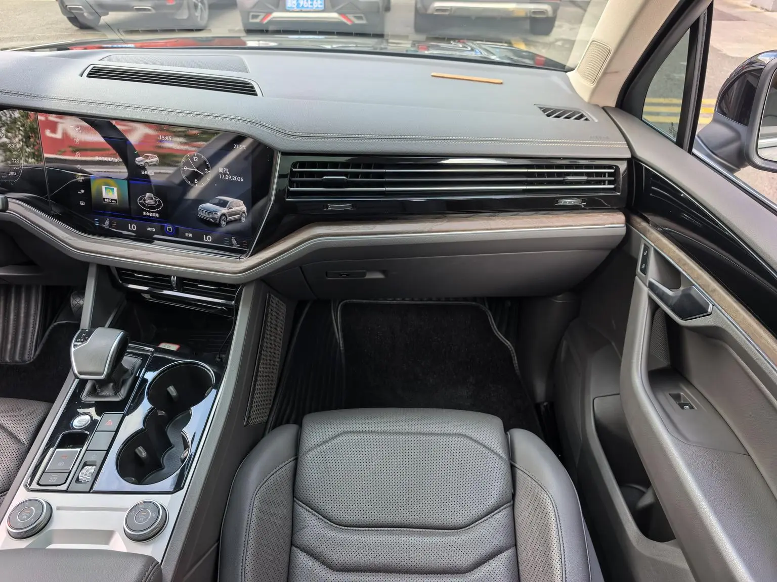 Volkswagen Touareg 2019 2.0TSI Sharp China VI