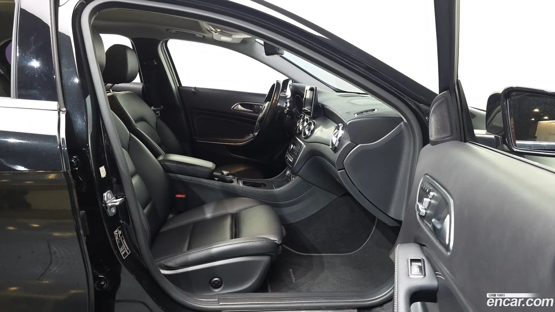 Mercedes-Benz GLA-Class GLA220 Premium 2017