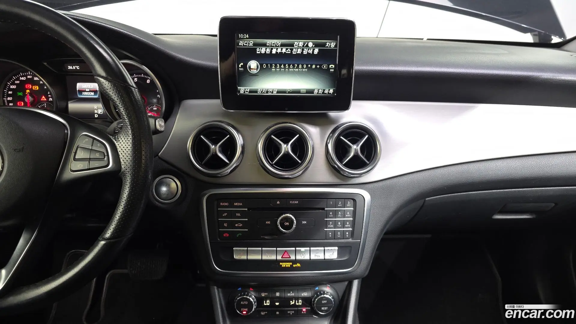 Mercedes-Benz GLA-Class GLA220 Premium 2017