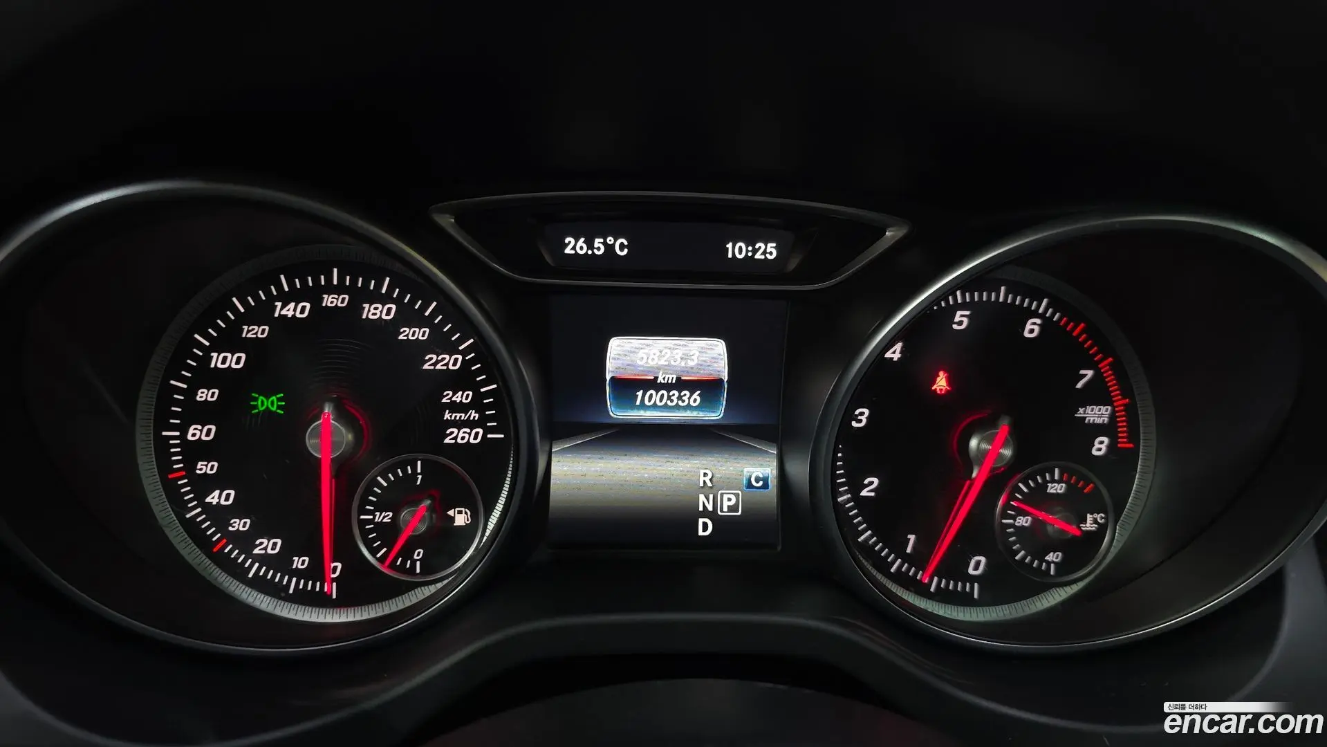 Mercedes-Benz GLA-Class GLA220 Premium 2017