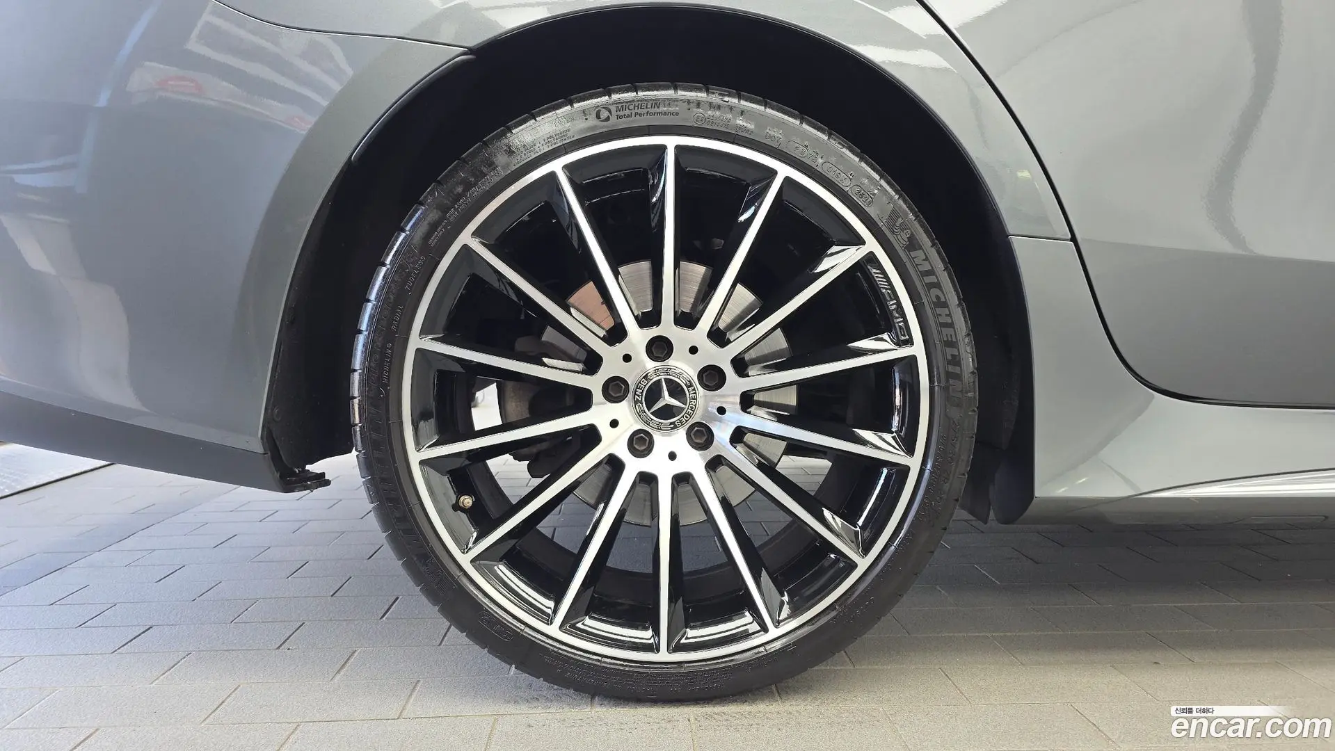 Mercedes-Benz CLS-Class CLS400d 4MATIC AMG Line 2018