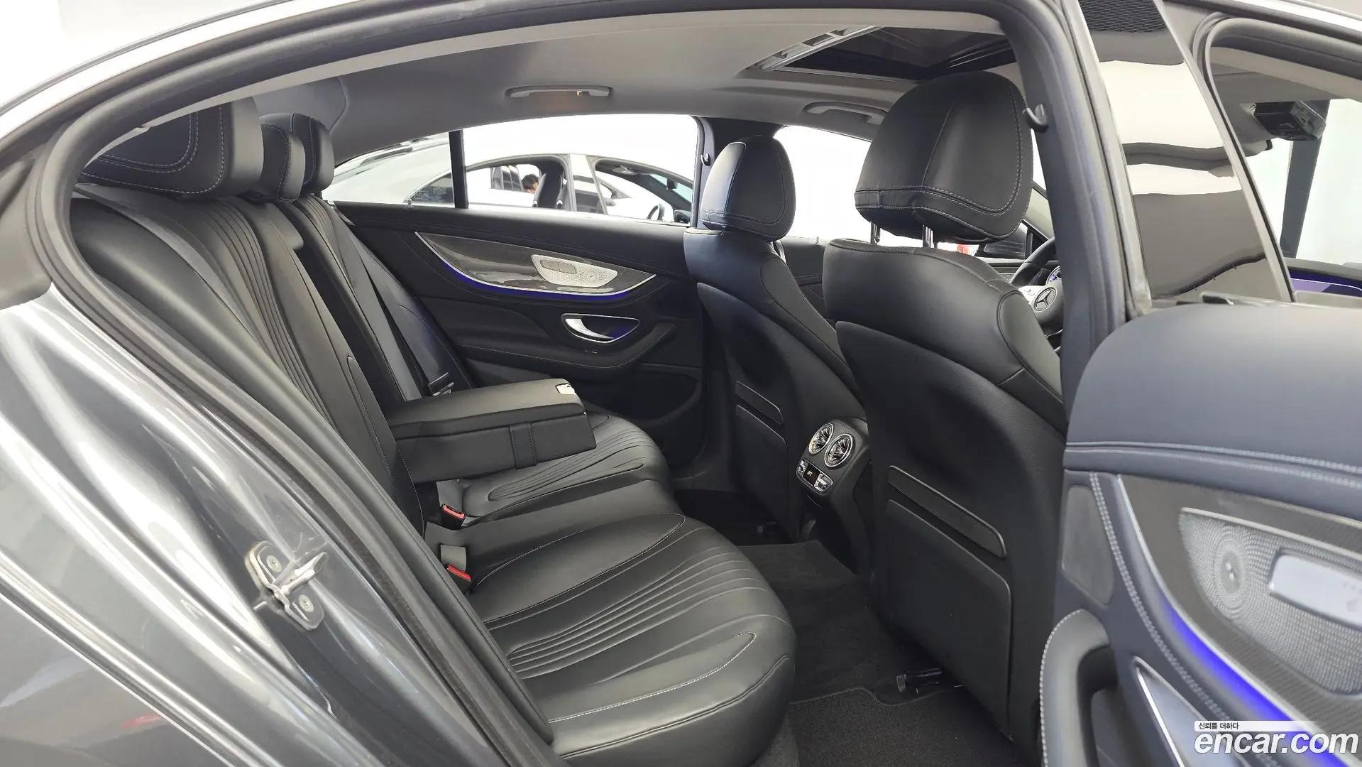 Mercedes-Benz CLS-Class CLS400d 4MATIC AMG Line 2018