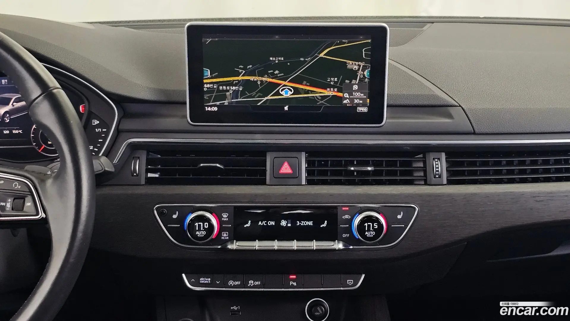 Audi A4 40 TFSI Premium