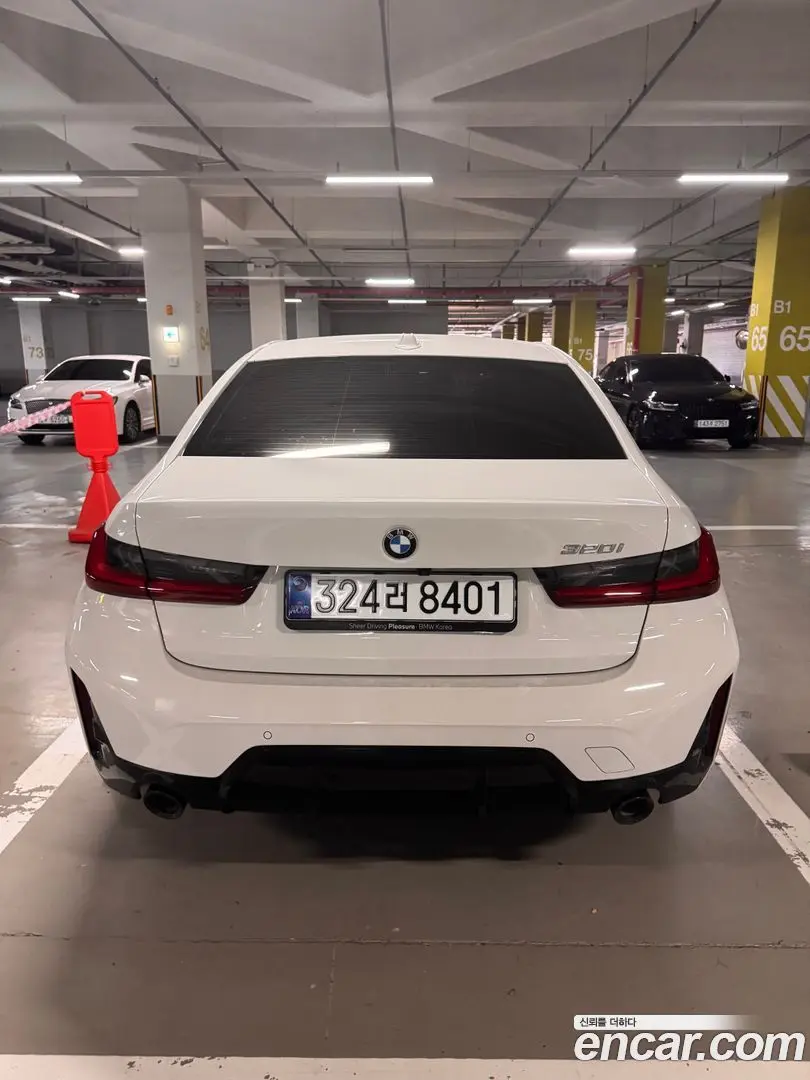 BMW 3-Series 320i M Sport 2023