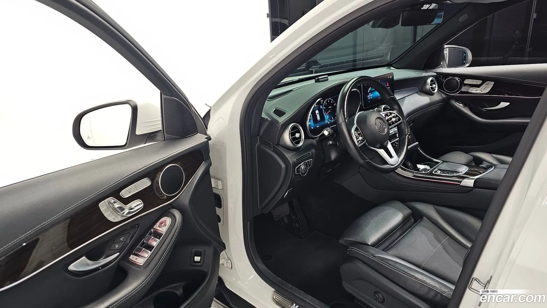 Mercedes-Benz GLC-Class GLC300 4MATIC
