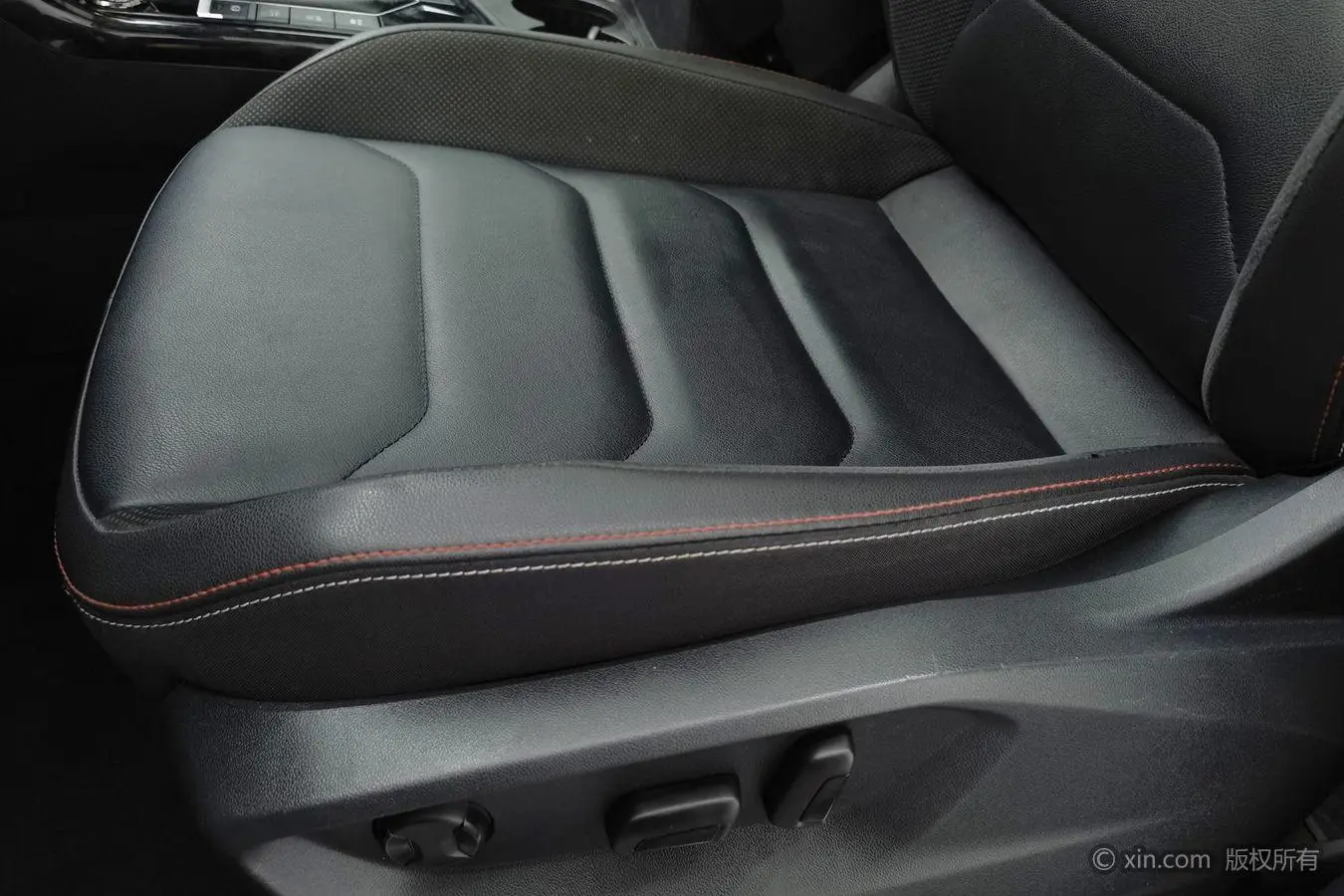 Volkswagen Tayron 2019 330TSI 2WD Luxury China VI
