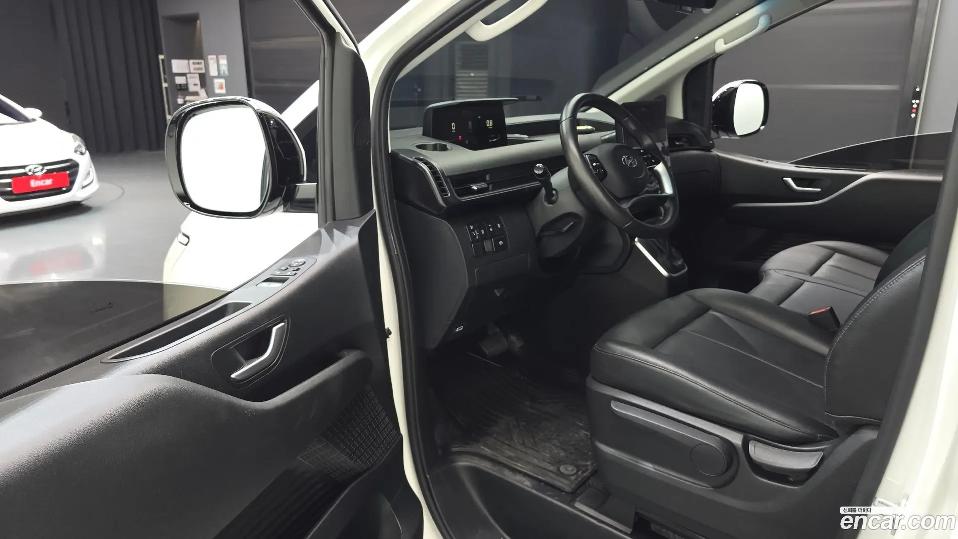 Hyundai Staria Cargo 3-Seater 2022