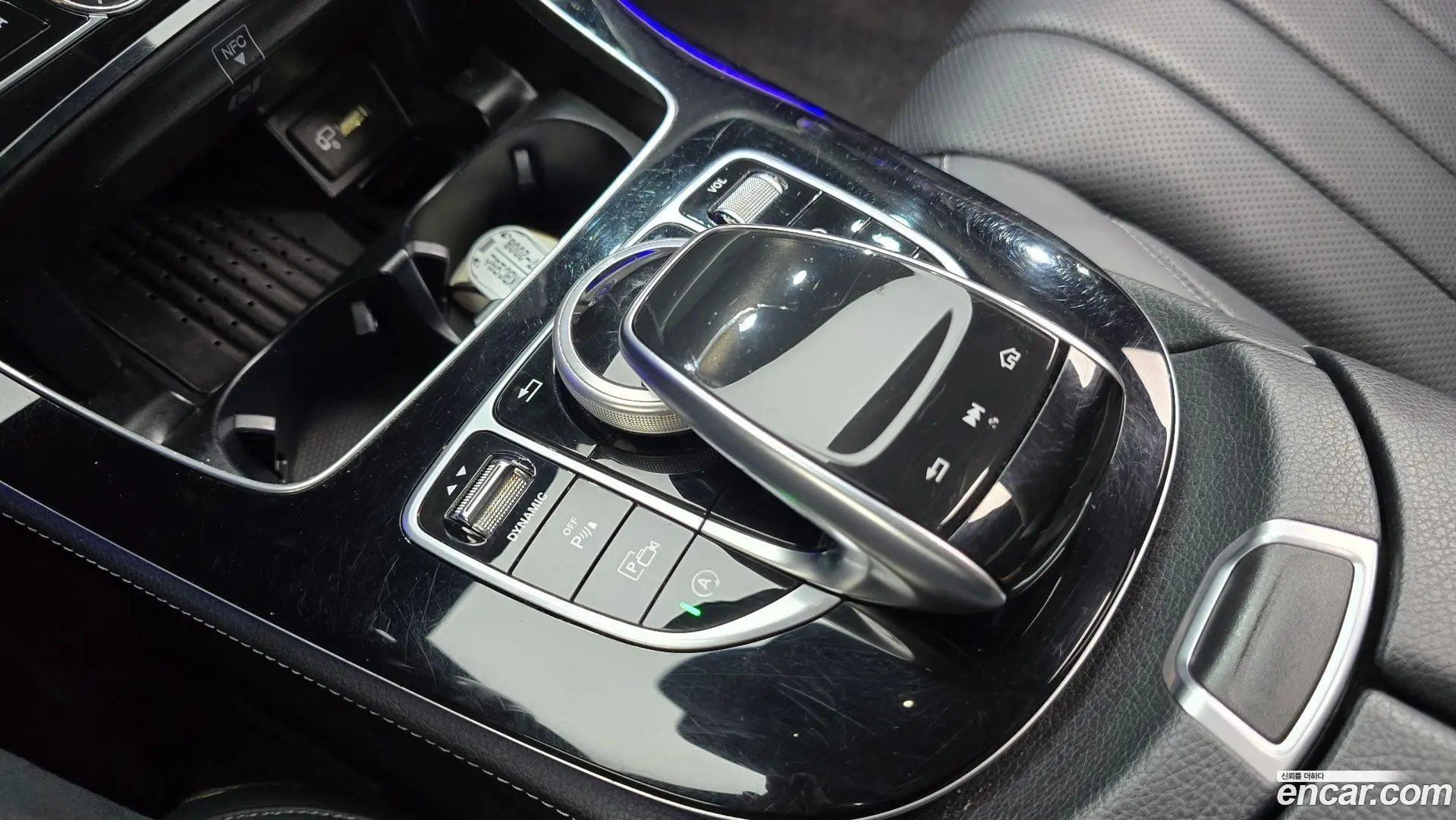 Mercedes-Benz E-Class E300 4MATIC Exclusive 2016