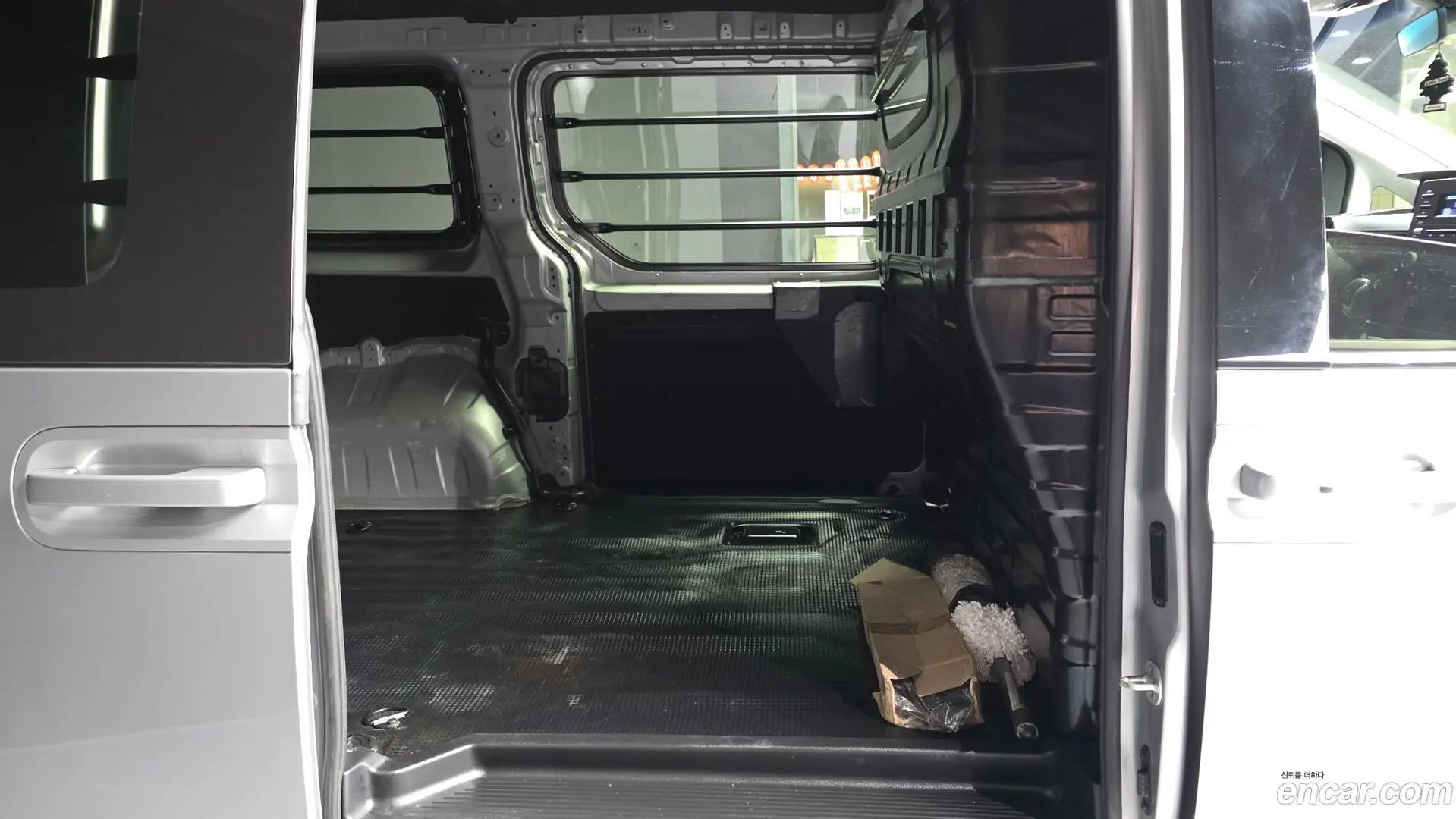 Hyundai Staria Cargo 3-Seater 2021
