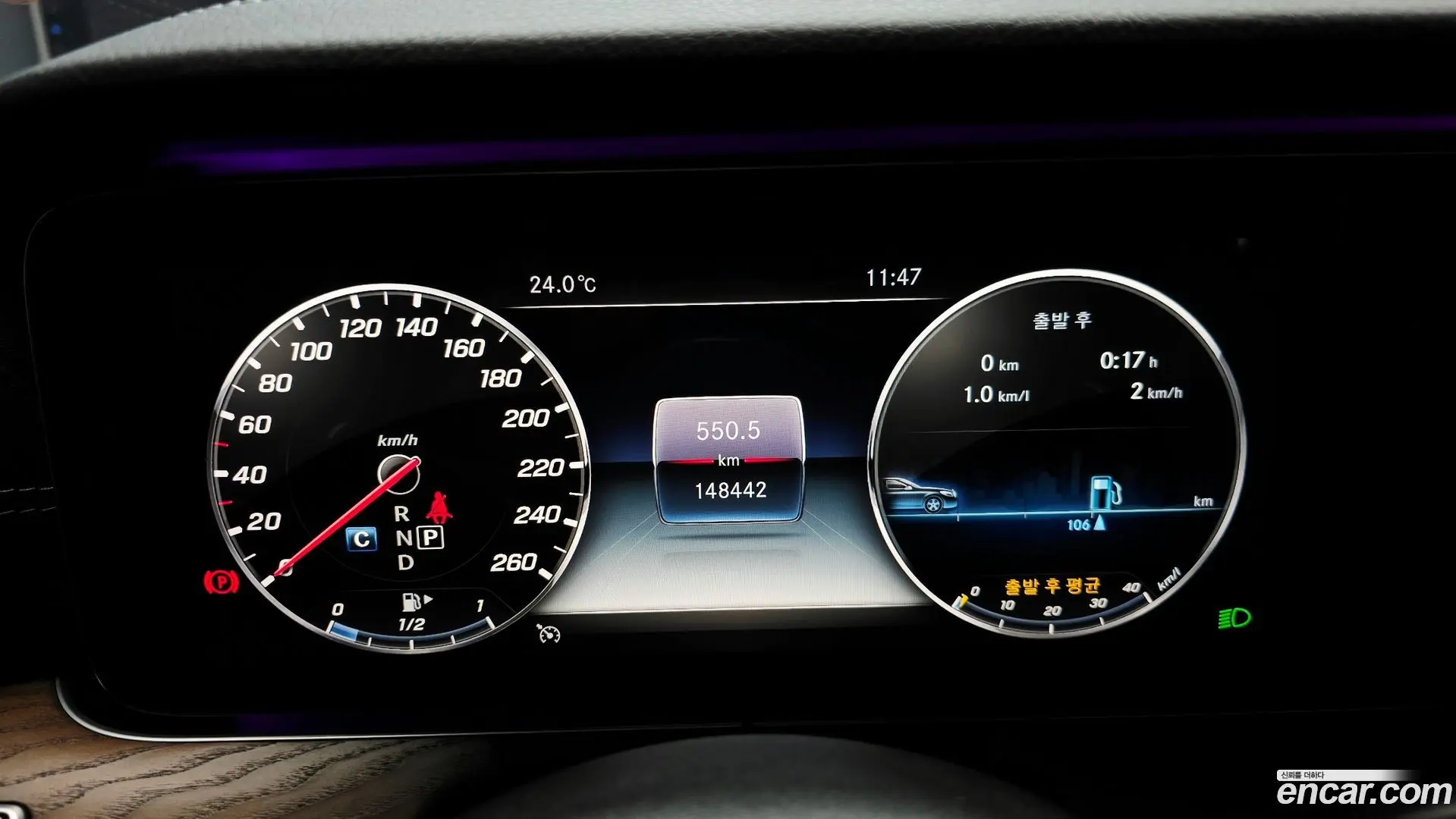 Mercedes-Benz E-Class E300 4MATIC Exclusive 2016